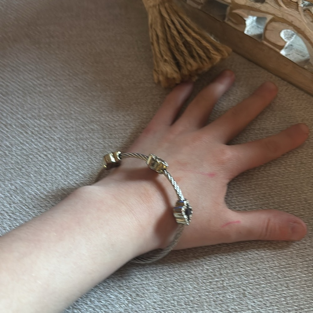 Chic Gold and Black Bracelet